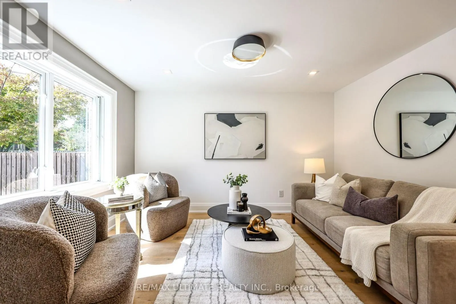 10 FIELD AVENUE