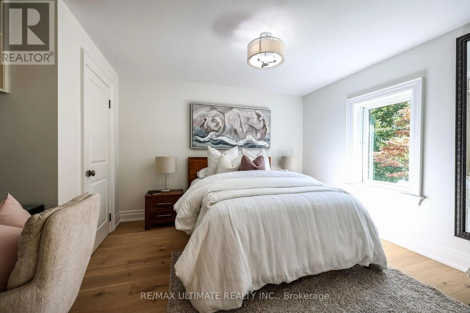 10 FIELD AVENUE