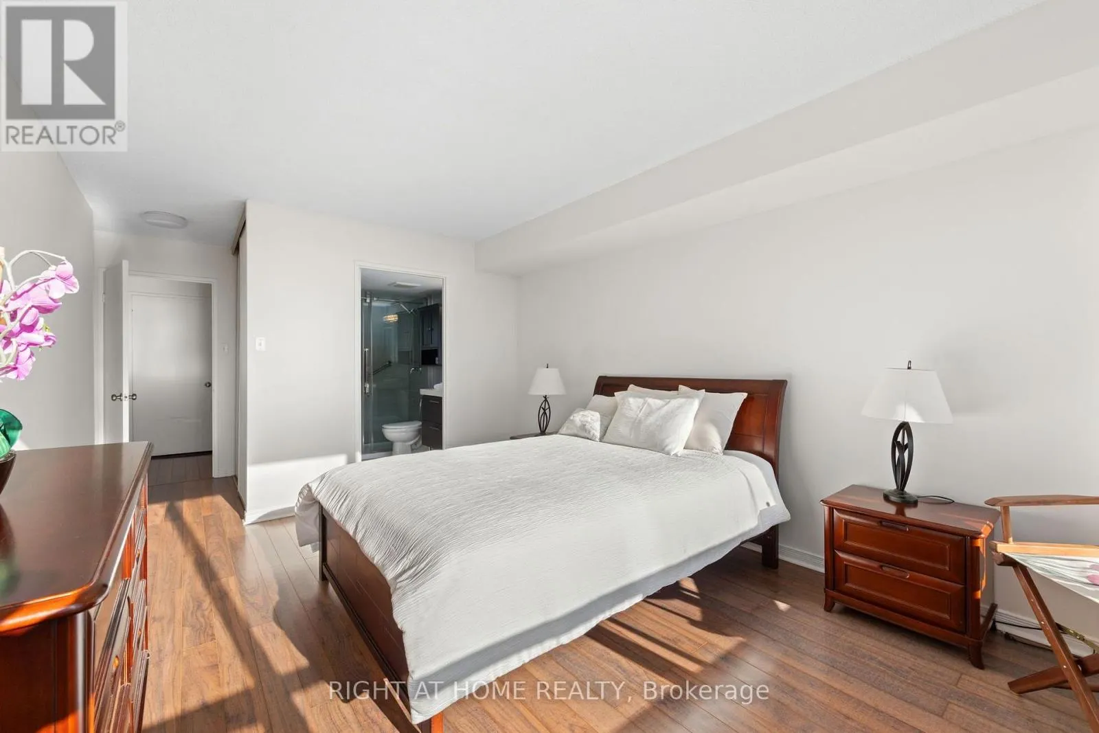 1208 - 1101 STEELES AVENUE W