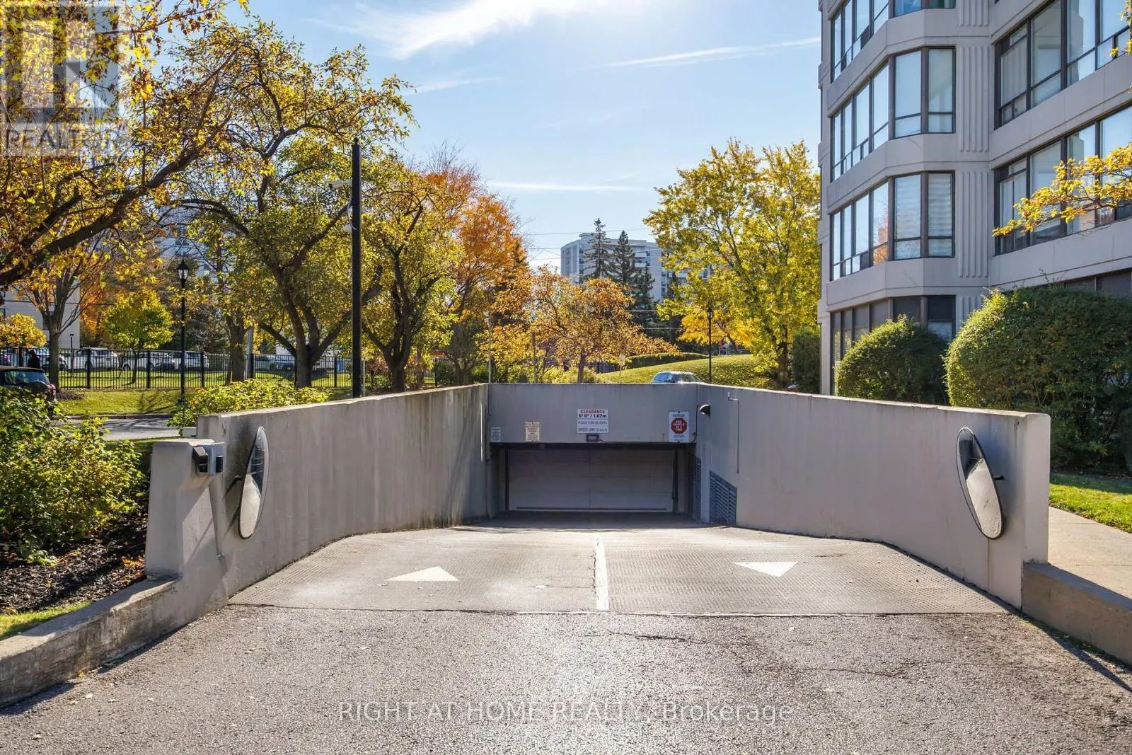 1208 - 1101 STEELES AVENUE W