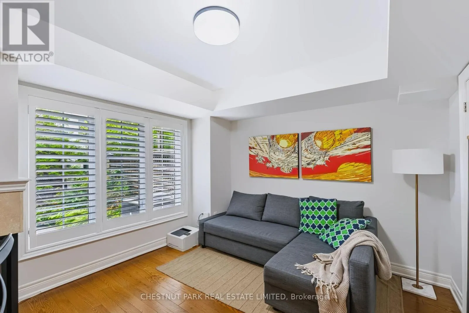 69 BLOORVIEW PLACE