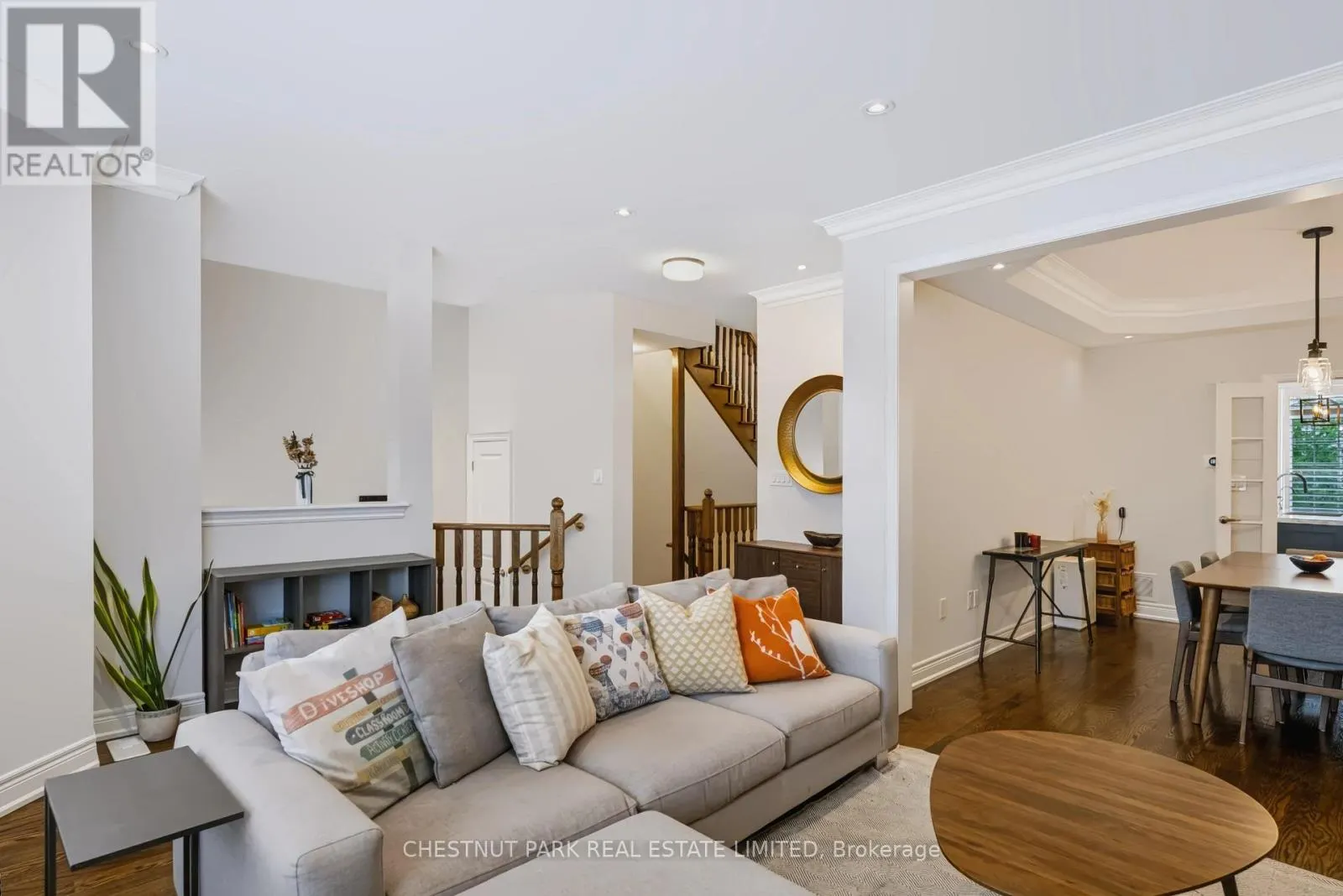 69 BLOORVIEW PLACE