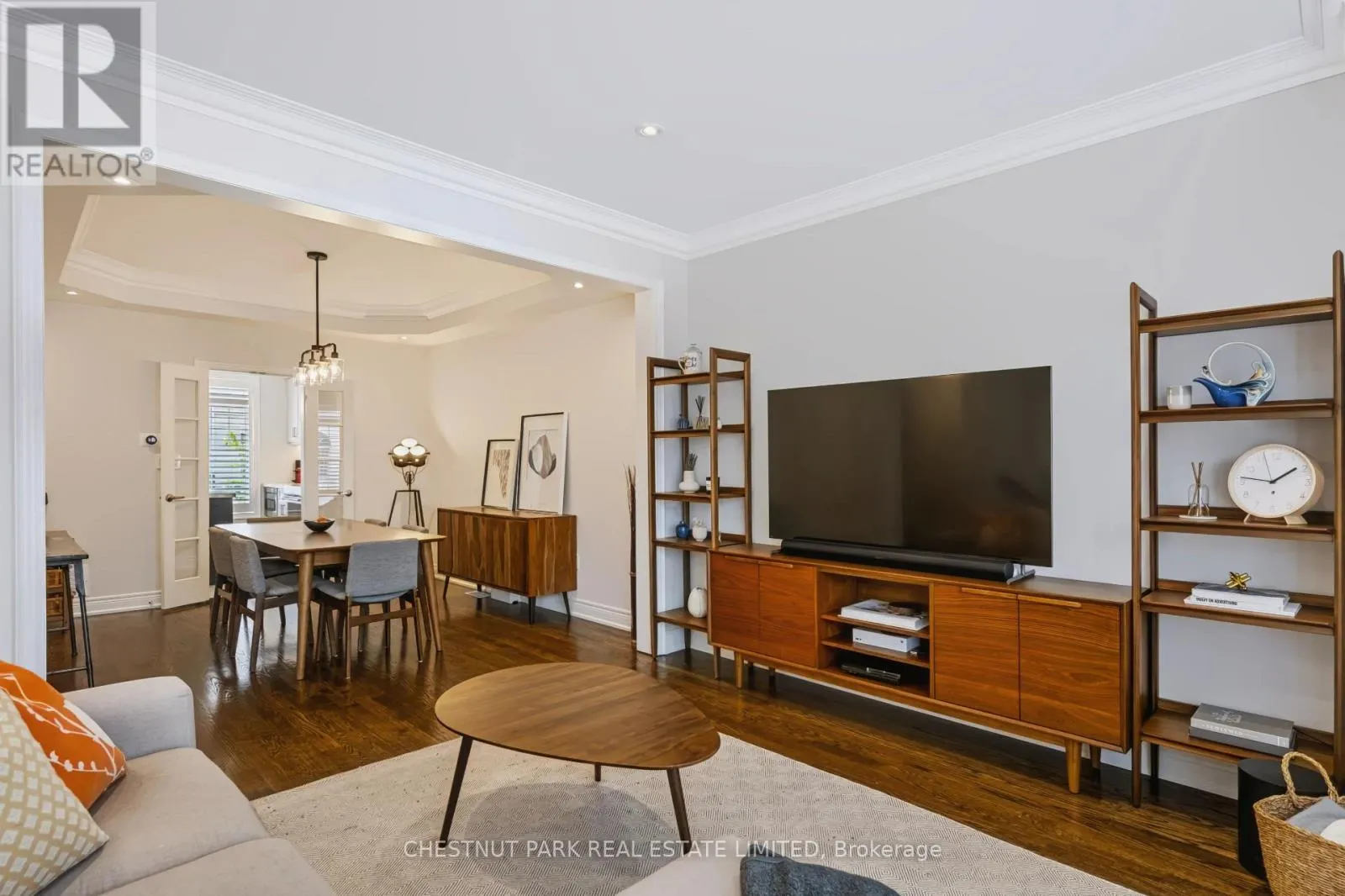 69 BLOORVIEW PLACE