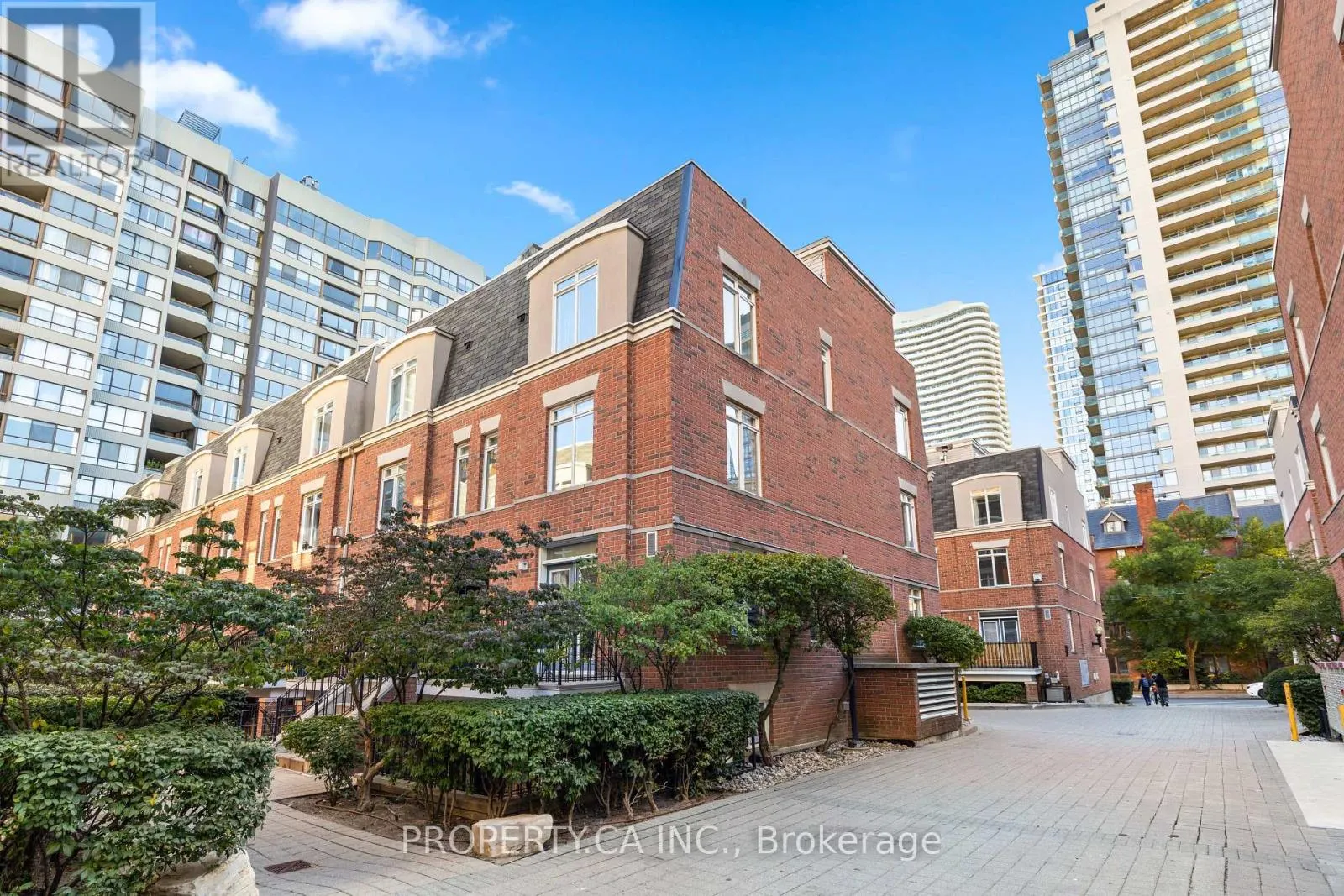336 - 415 JARVIS STREET
