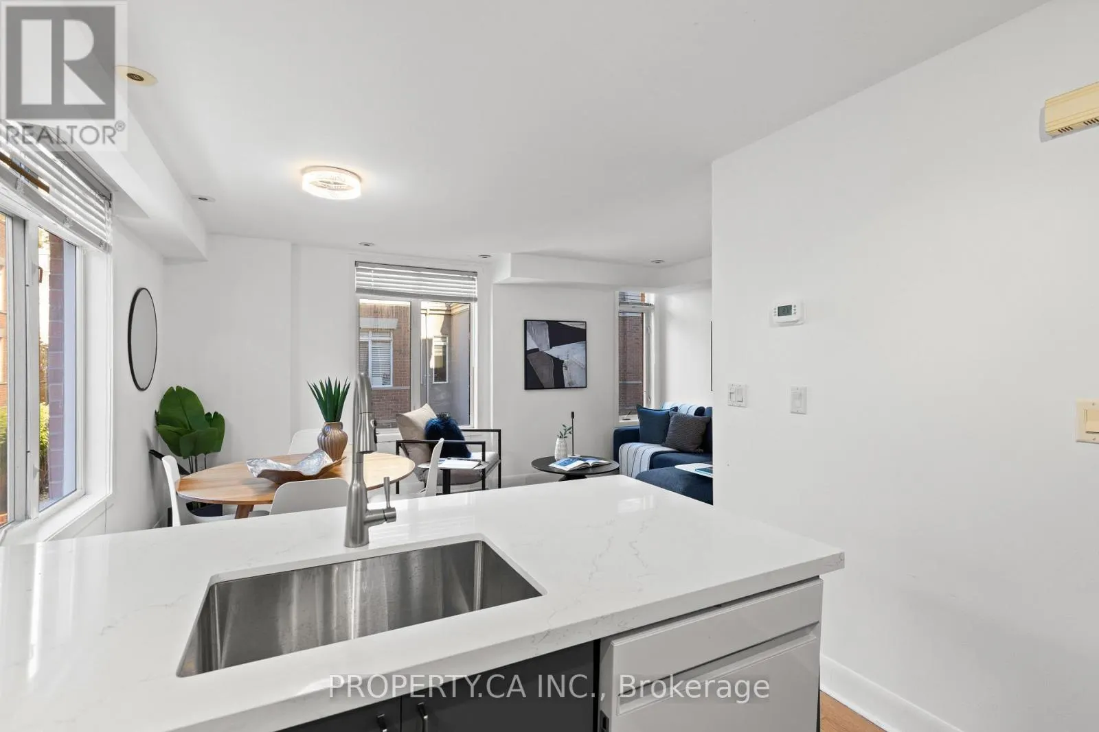 336 - 415 JARVIS STREET