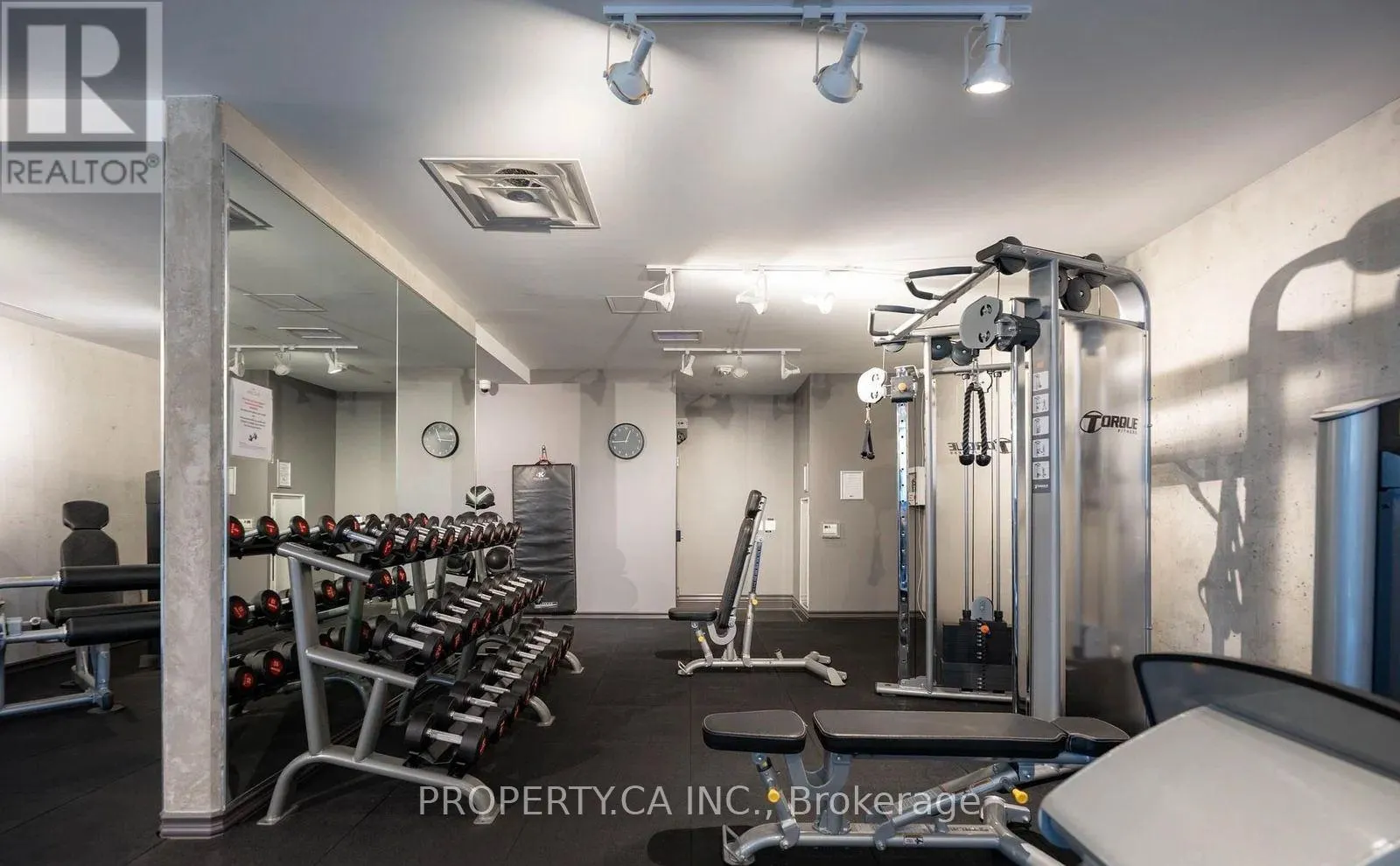 301 - 608 RICHMOND STREET N