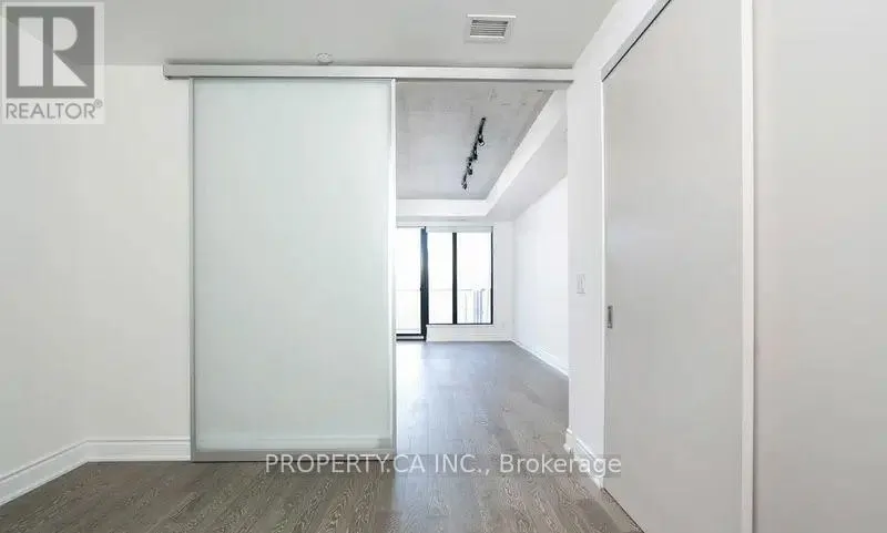 301 - 608 RICHMOND STREET N