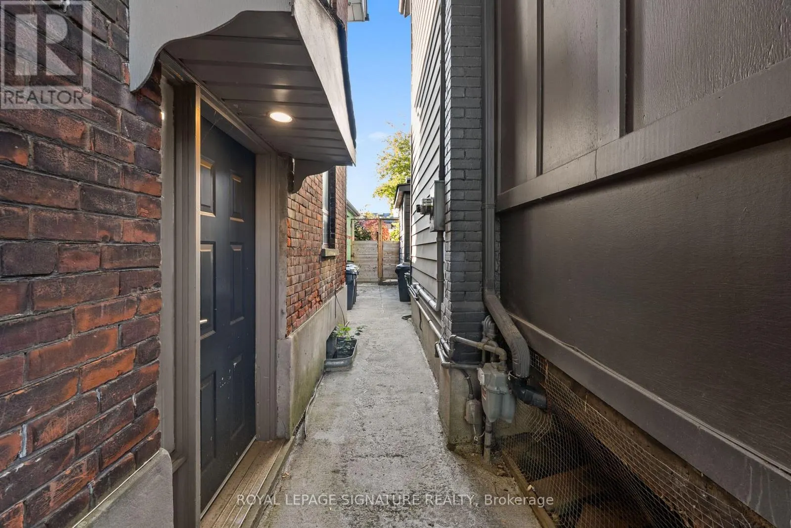 540 CRAWFORD STREET