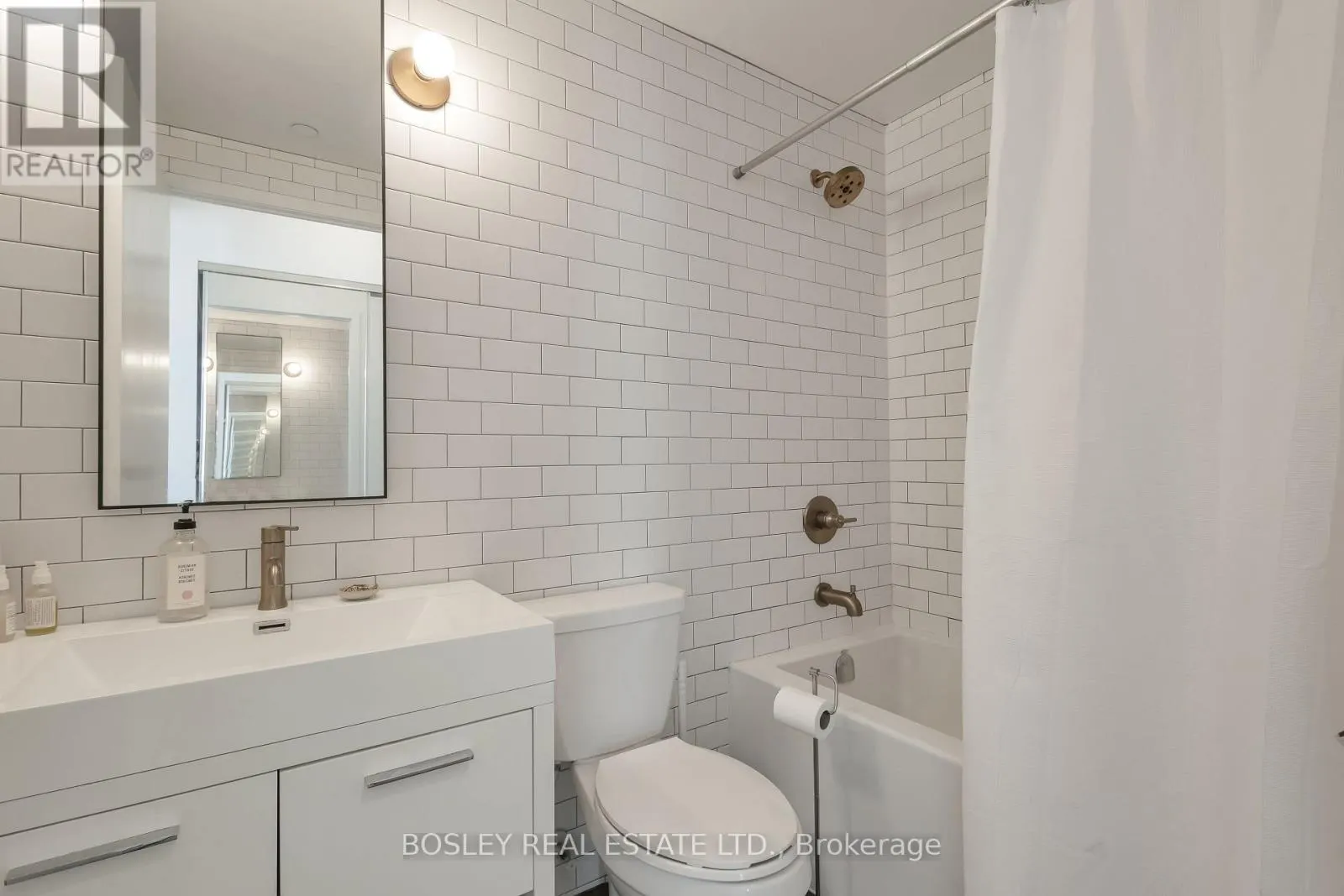 508 - 106 DOVERCOURT ROAD