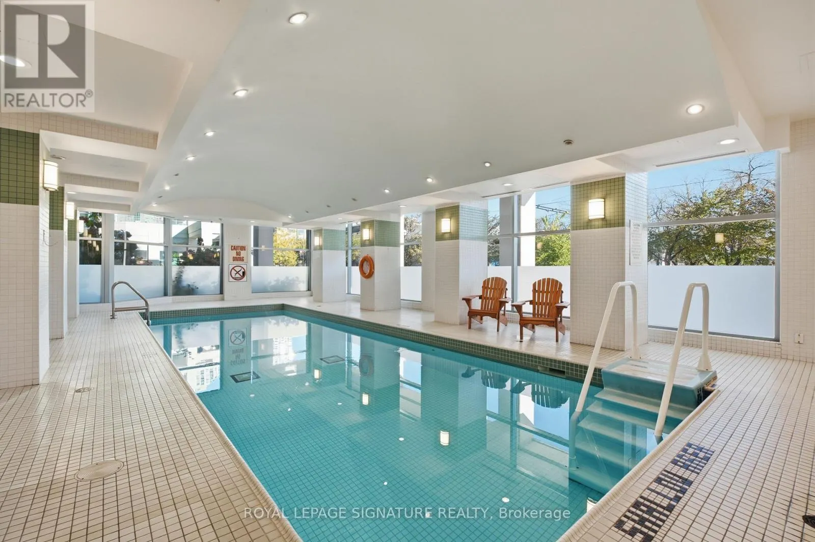701 - 228 QUEENS QUAY W