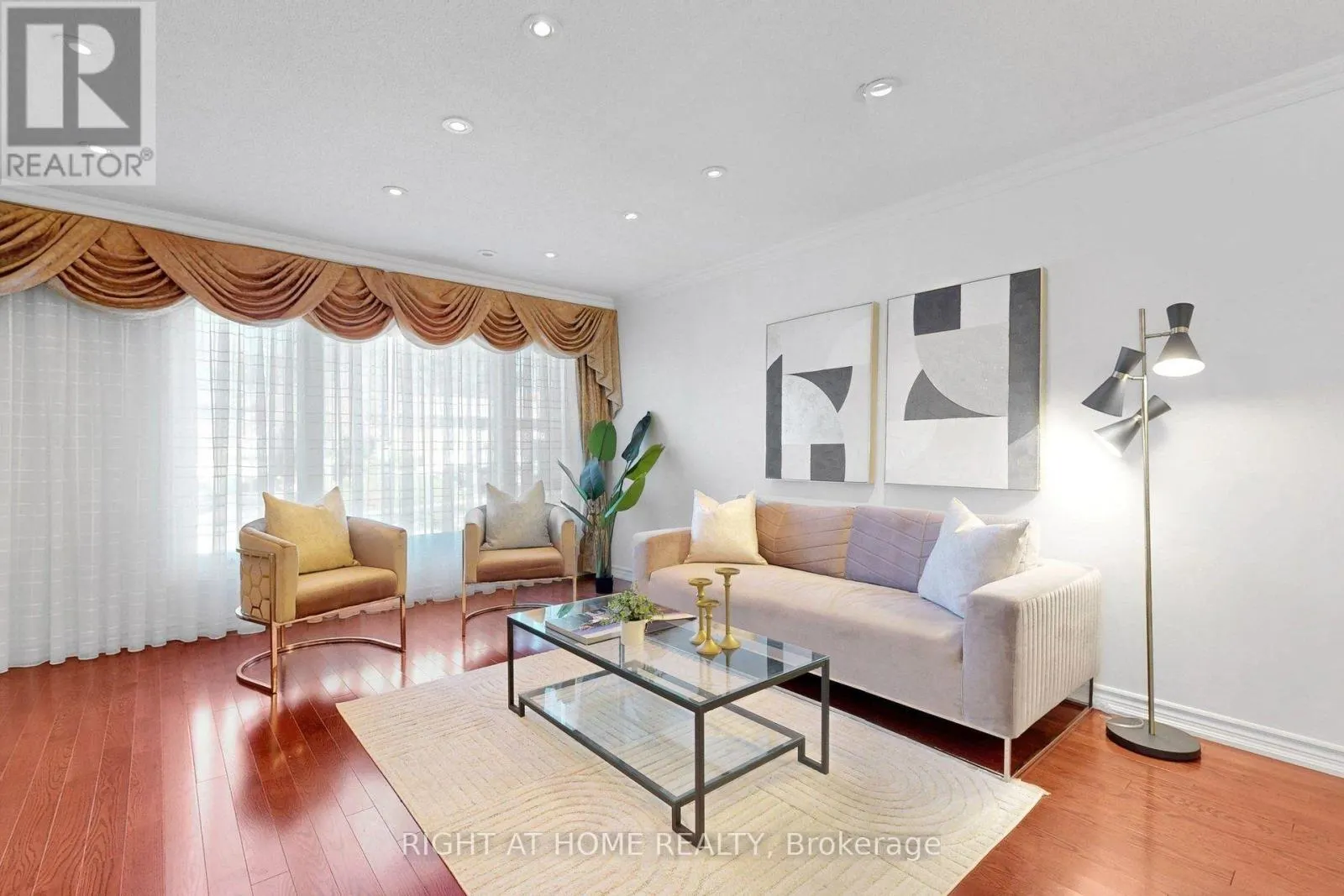 13 CLANCY DRIVE