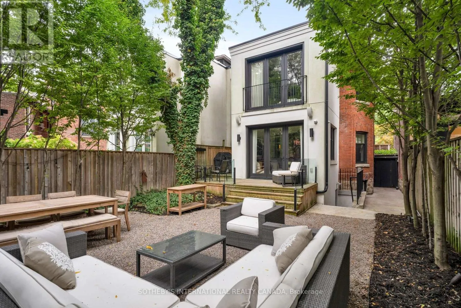 106 HIGHLAND AVENUE