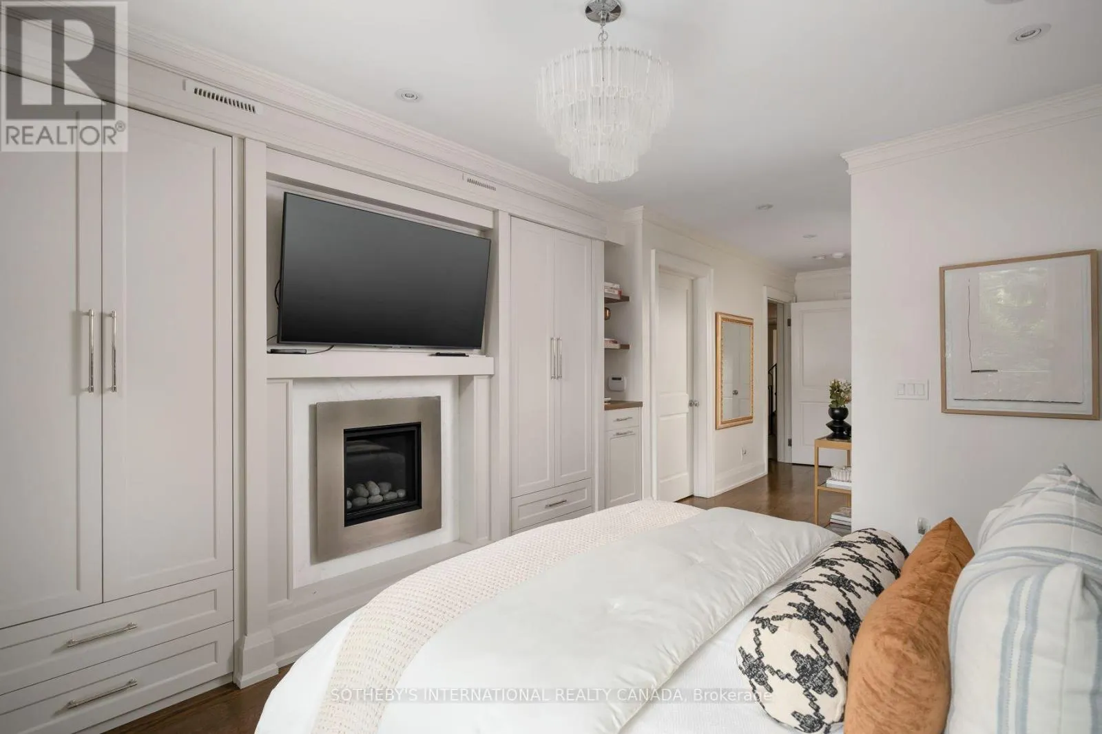 106 HIGHLAND AVENUE