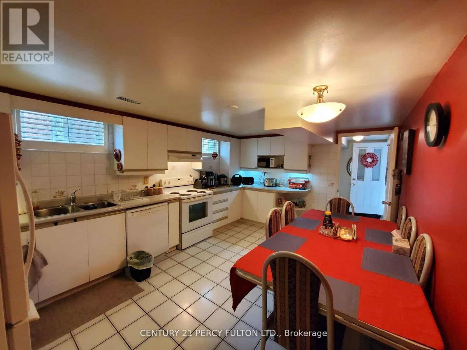 36 ST. PASCHAL COURT