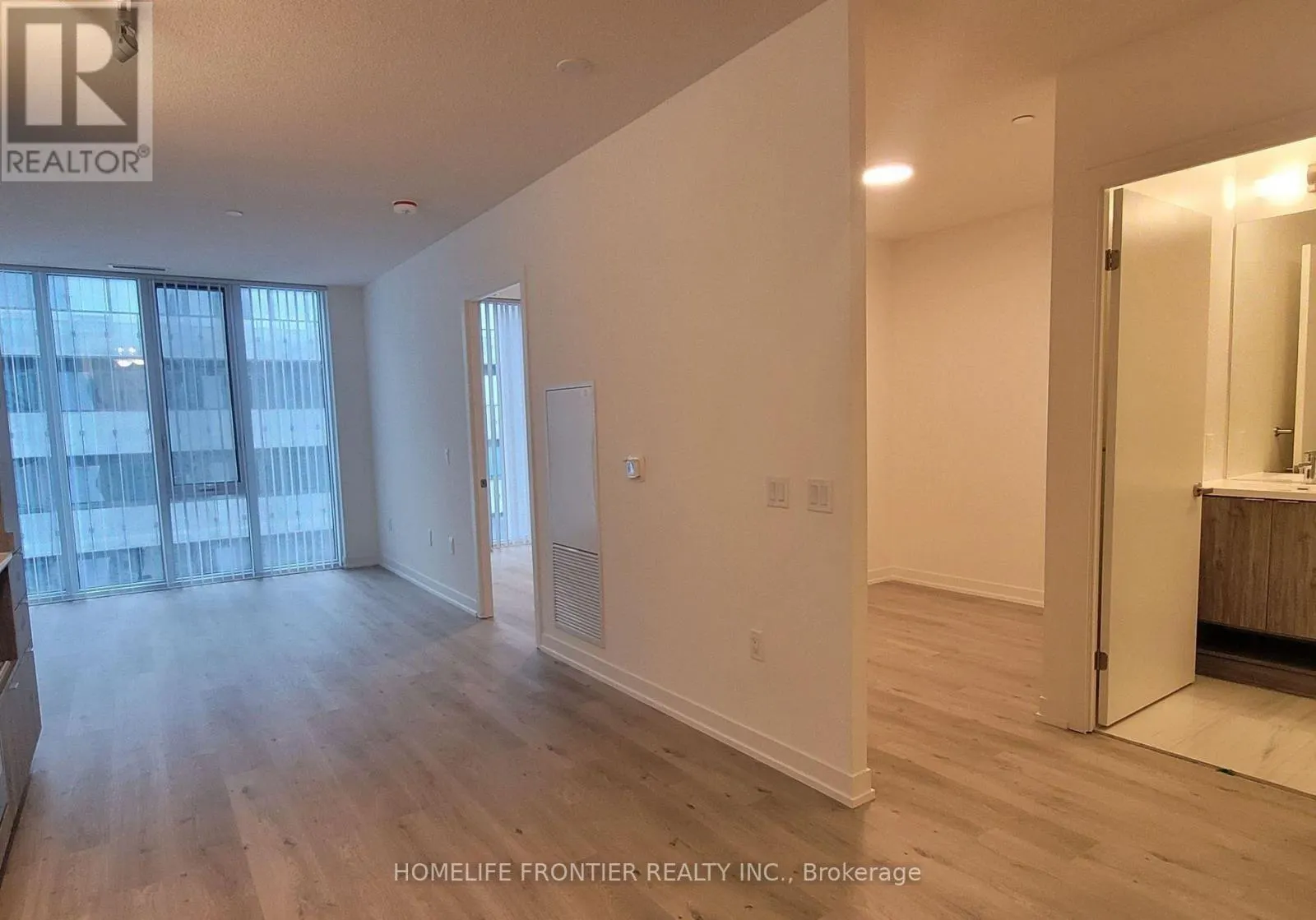 1101 - 138 DOWNES STREET