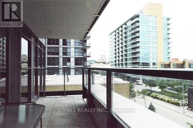 305 - 29 SINGER COURT