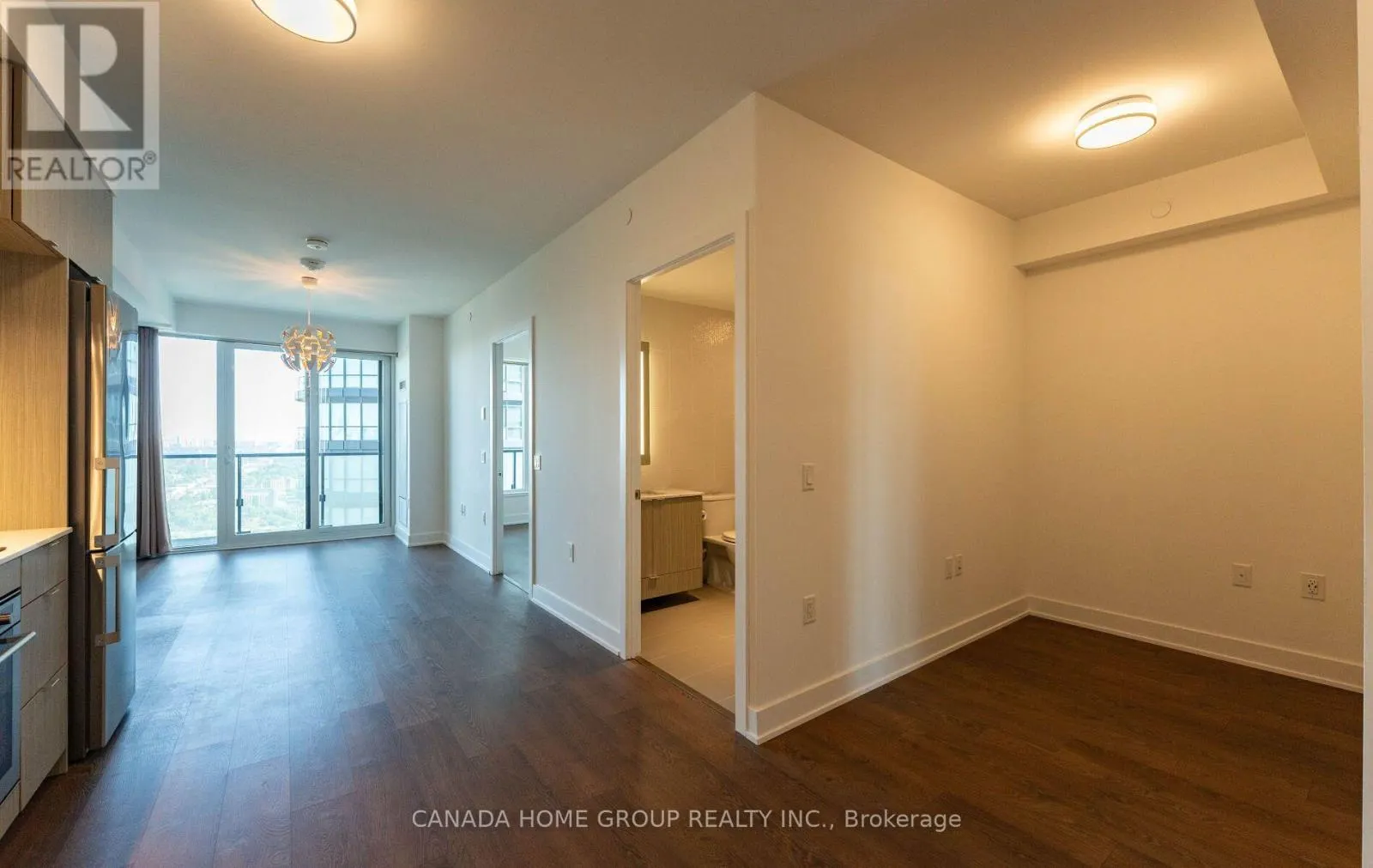 3405 - 575 BLOOR STREET E