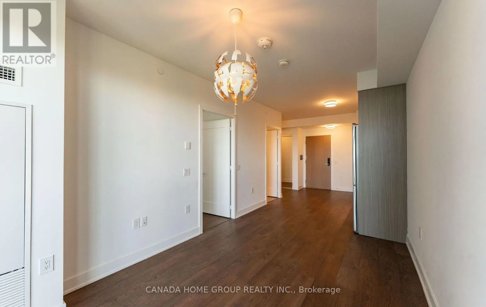 3405 - 575 BLOOR STREET E