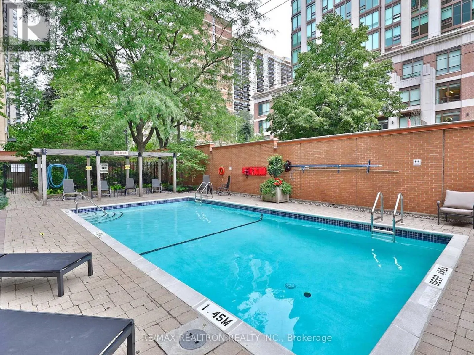 1502 - 260 HEATH STREET W