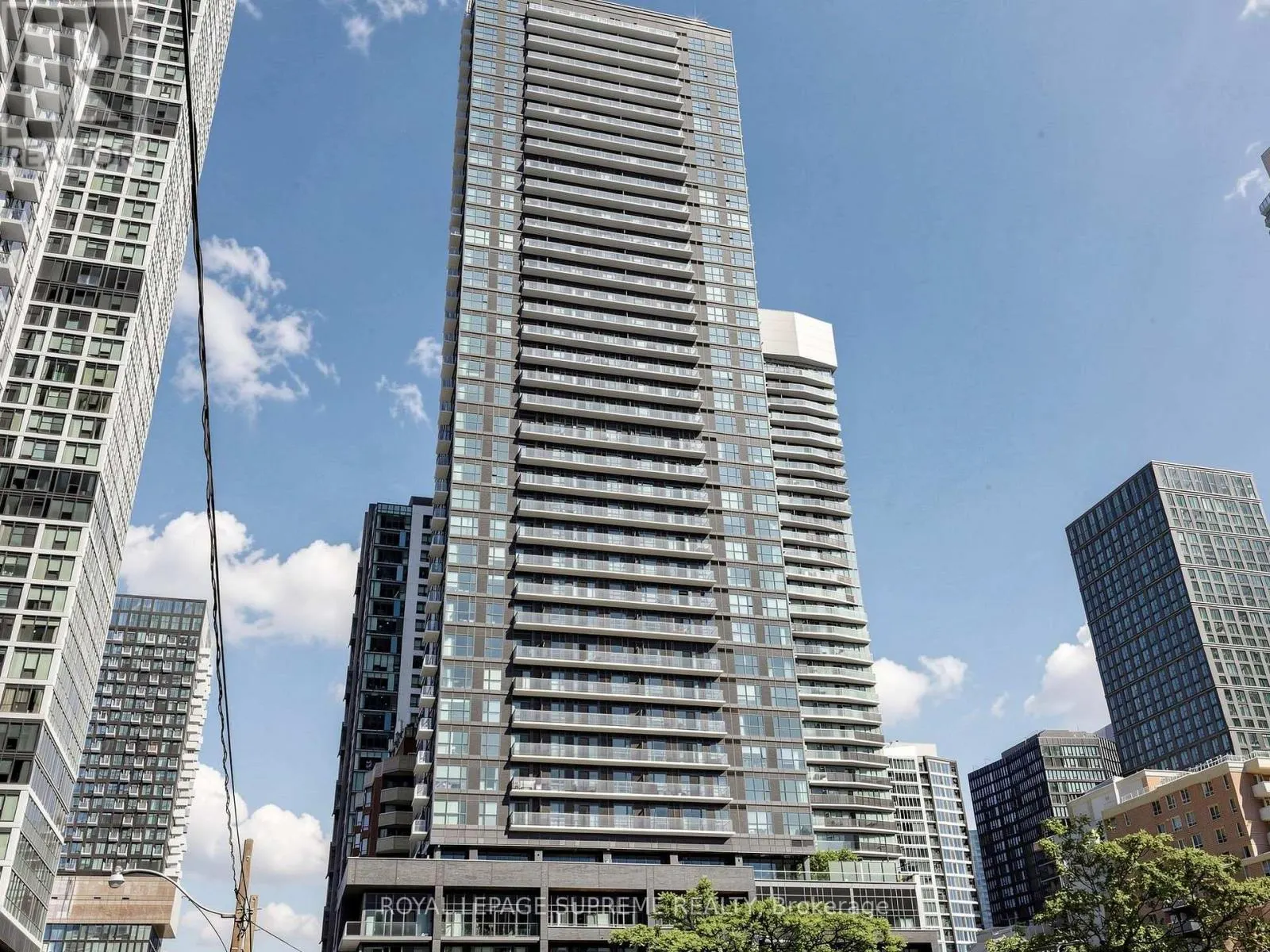 705 - 159 DUNDAS STREET E