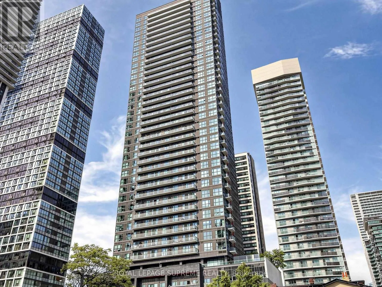 705 - 159 DUNDAS STREET E