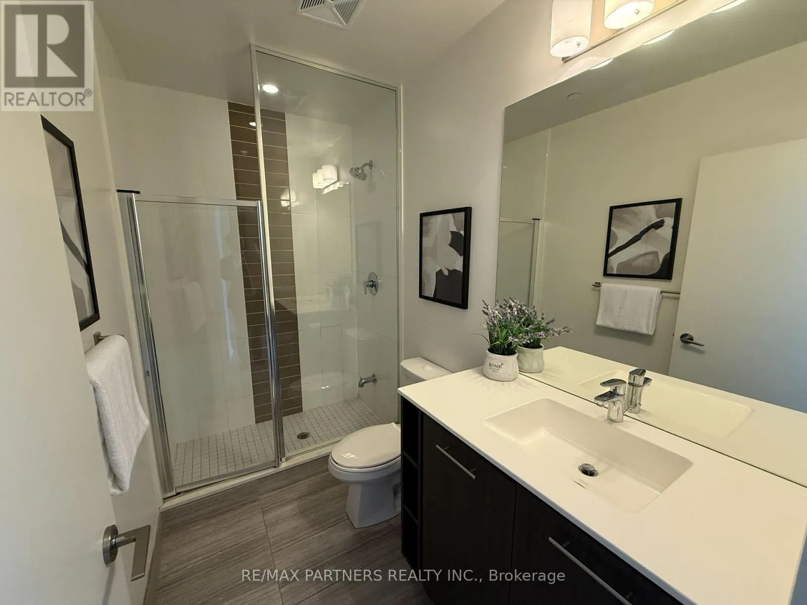 1106 - 435 RICHMOND STREET W