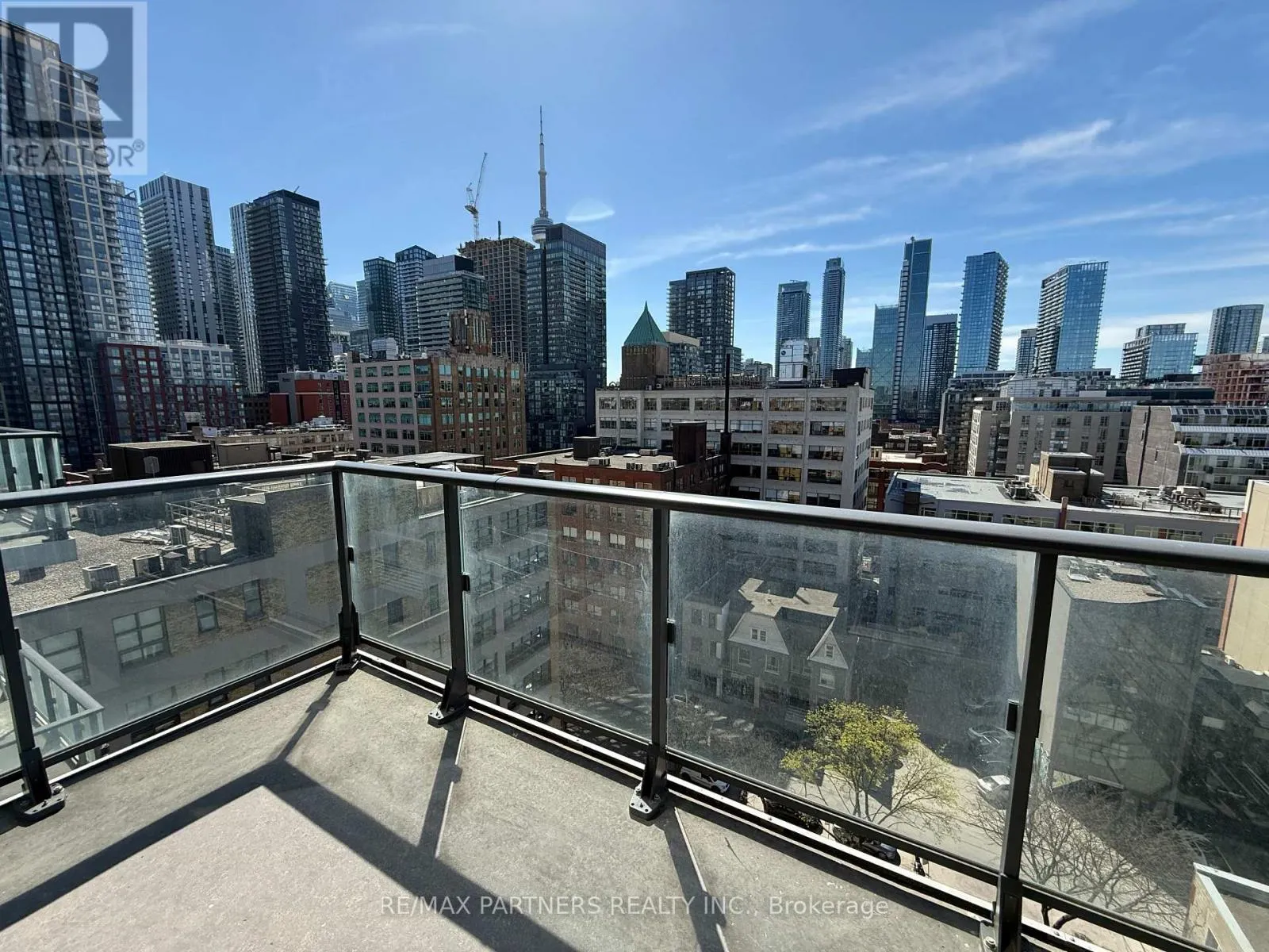 1106 - 435 RICHMOND STREET W