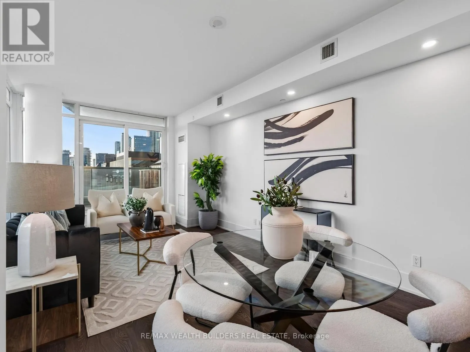 1133 - 15 MERCHANTS WHARF WAY