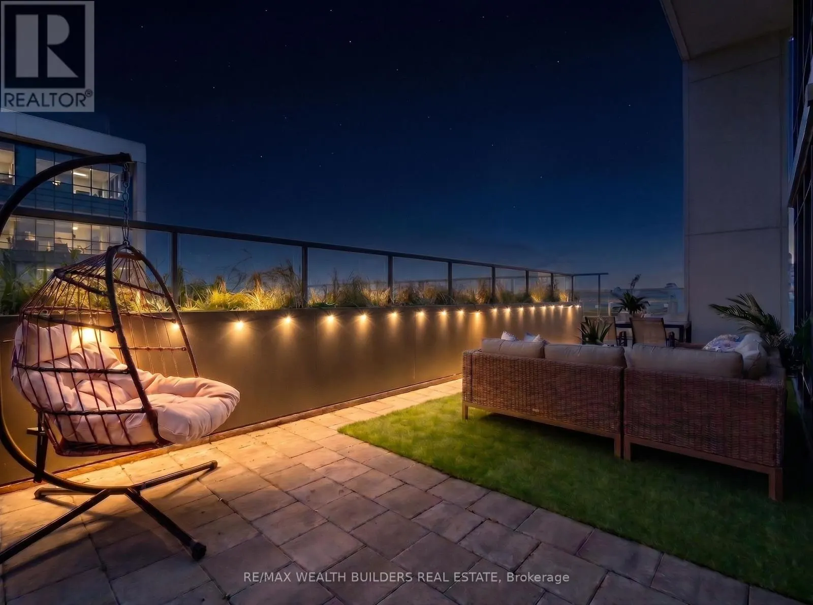 1133 - 15 MERCHANTS WHARF WAY