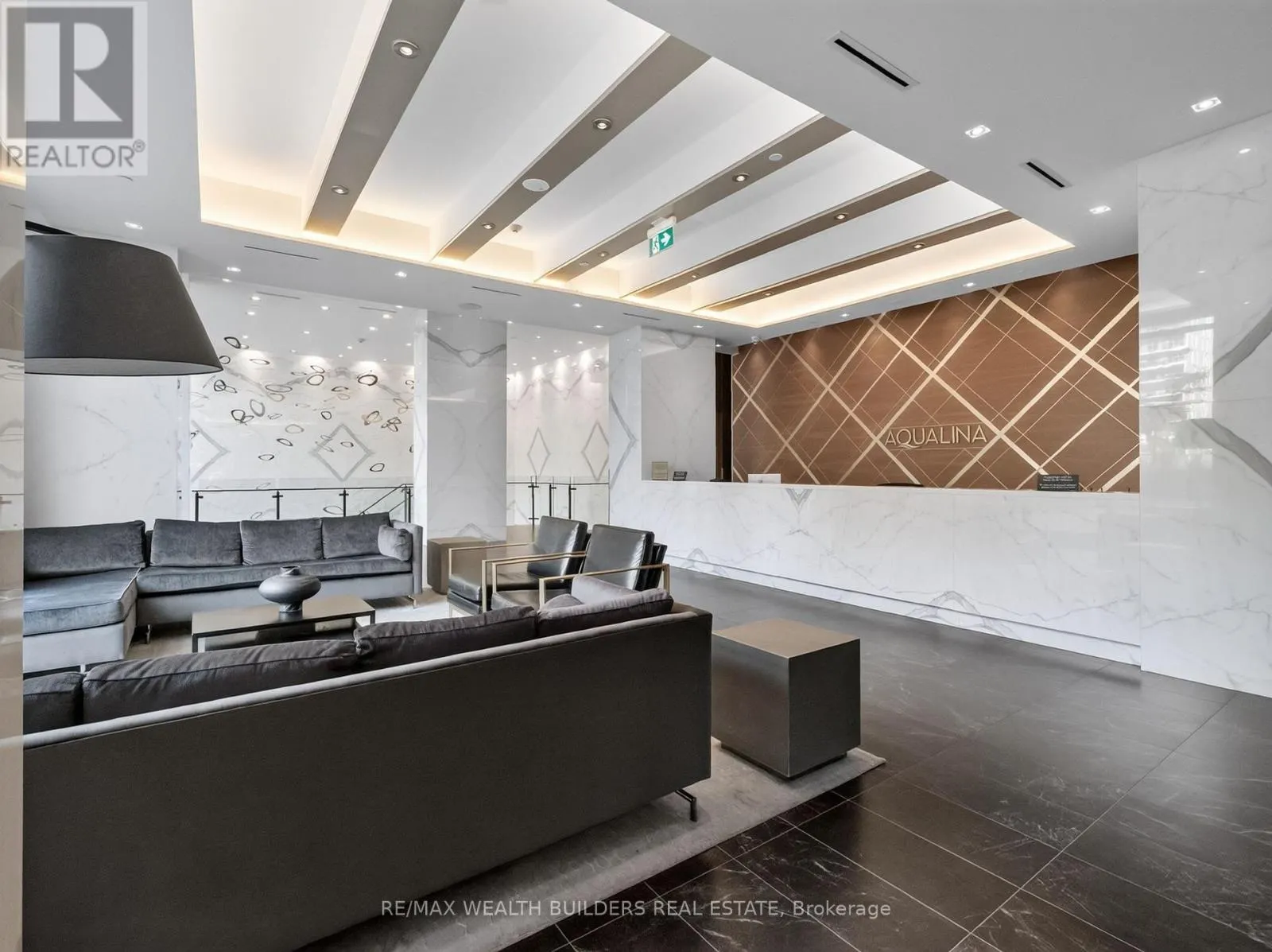 1133 - 15 MERCHANTS WHARF WAY