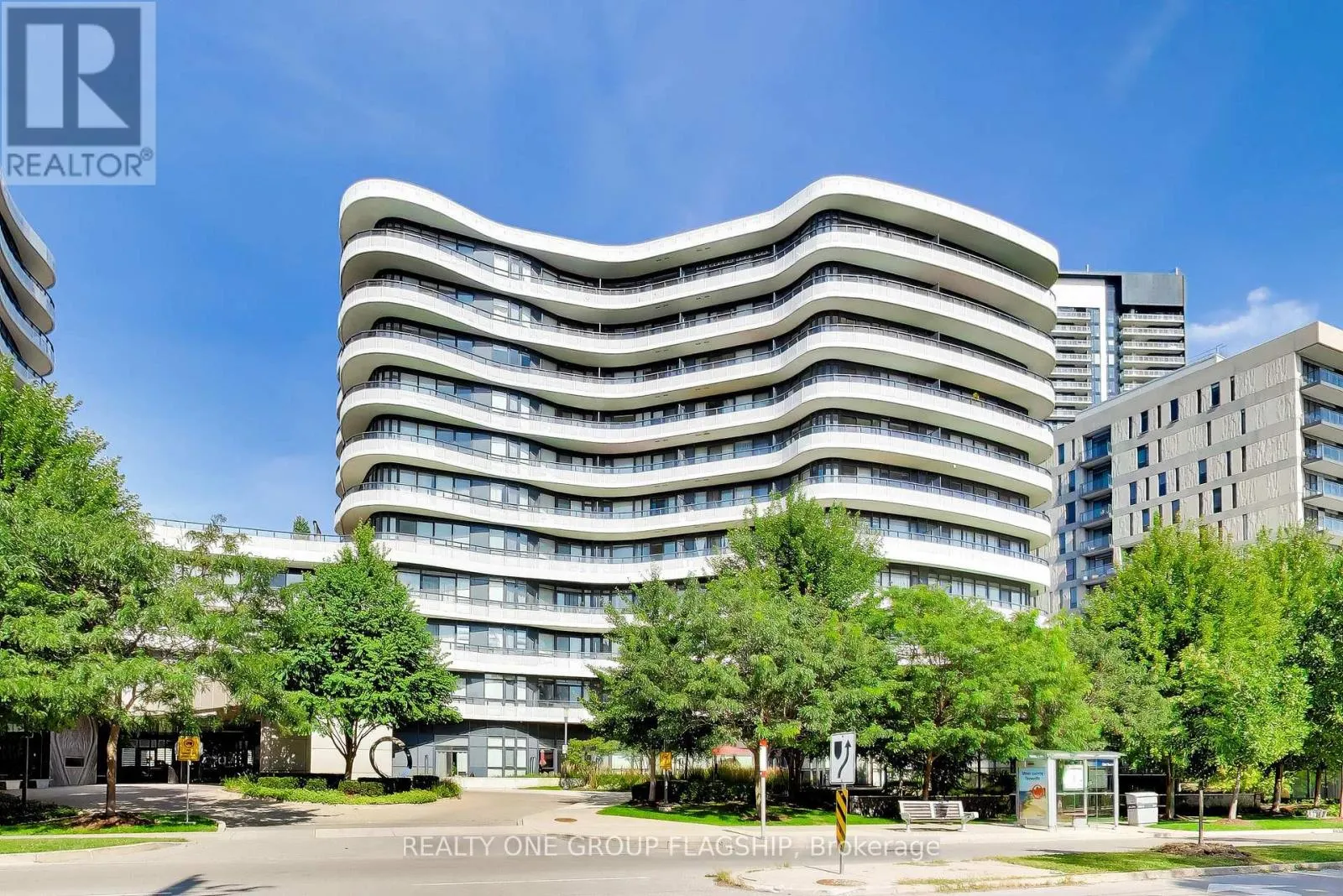 709 - 99 THE DONWAY W