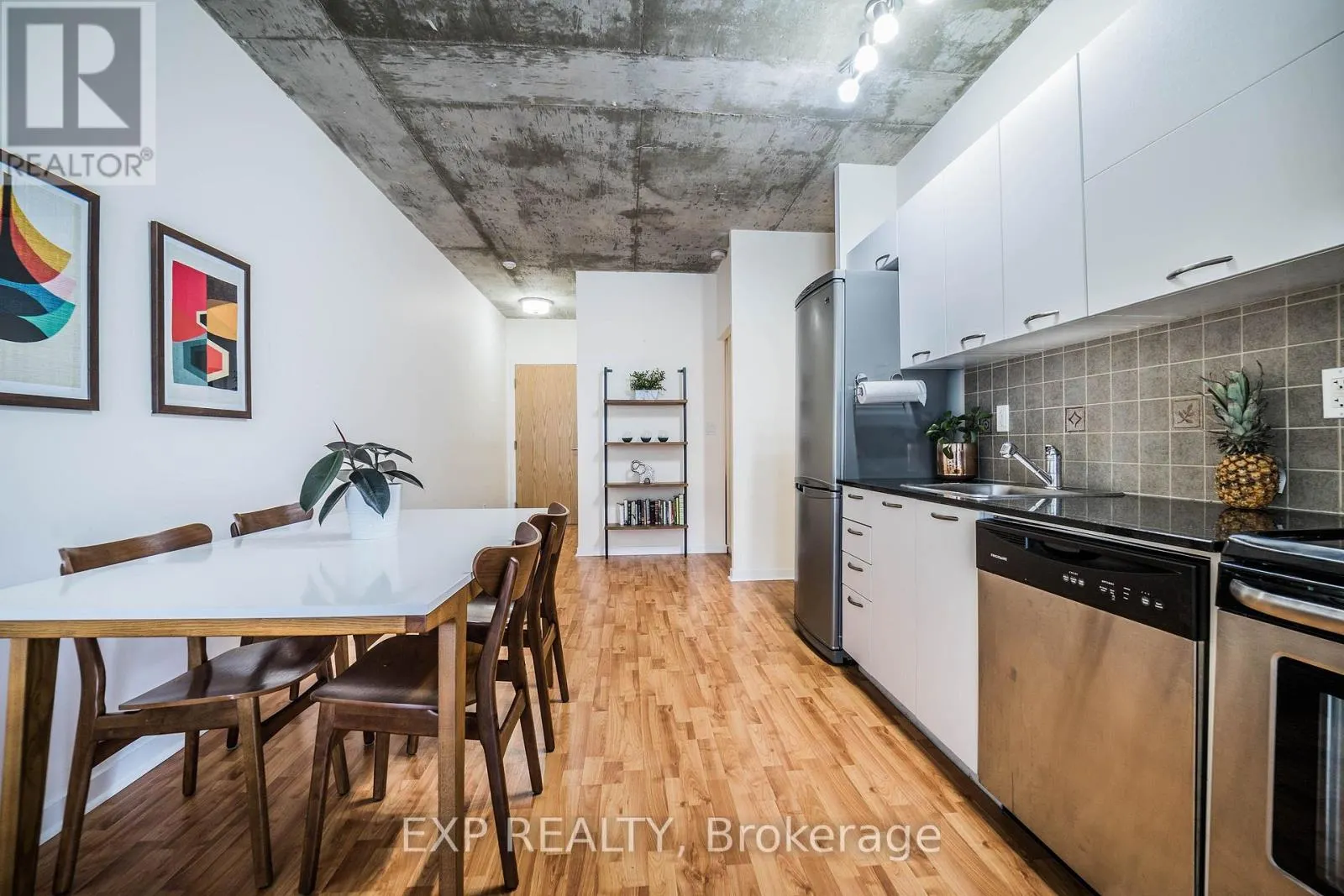 403 - 150 SUDBURY STREET