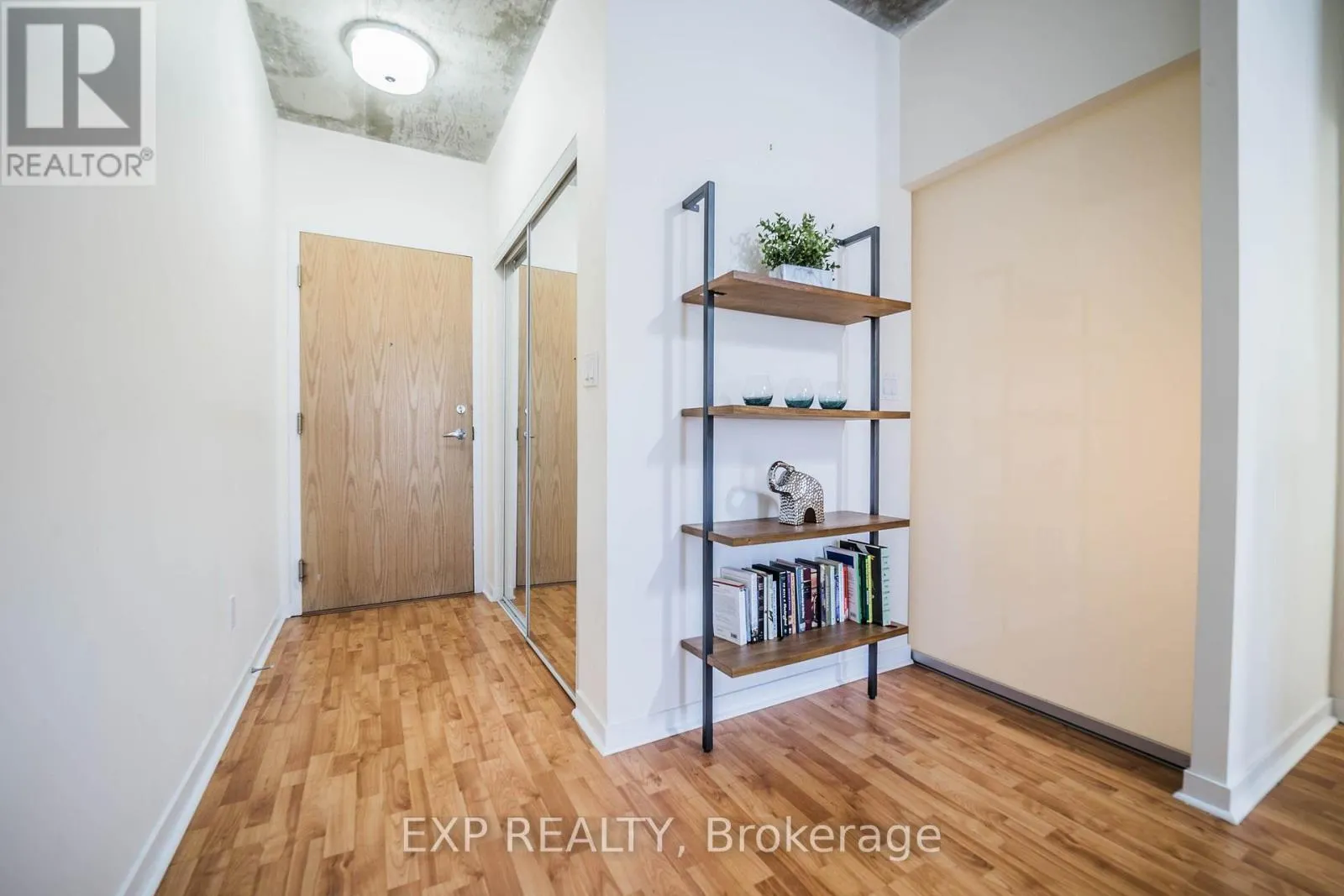 403 - 150 SUDBURY STREET