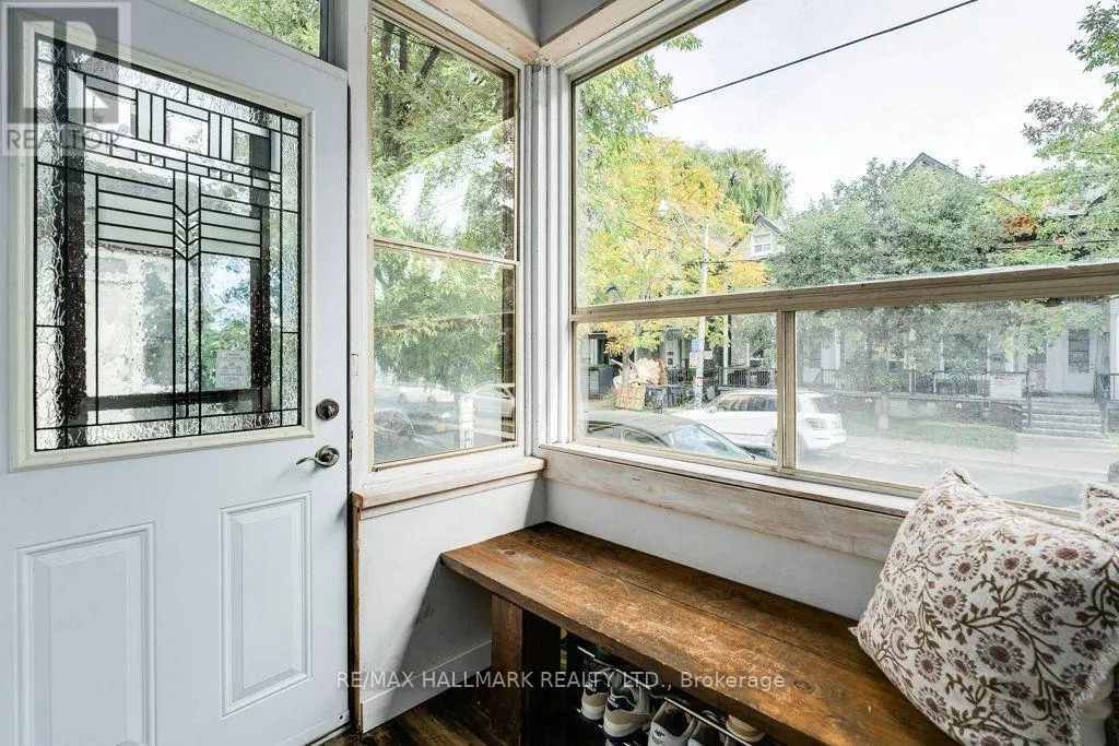 502 LANSDOWNE AVENUE