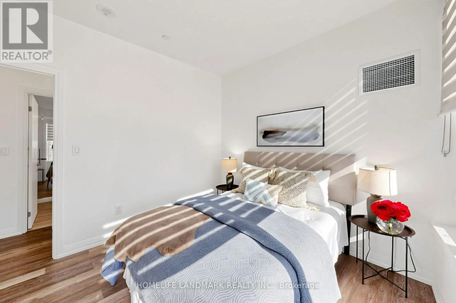 207 - 75 CANTERBURY PLACE