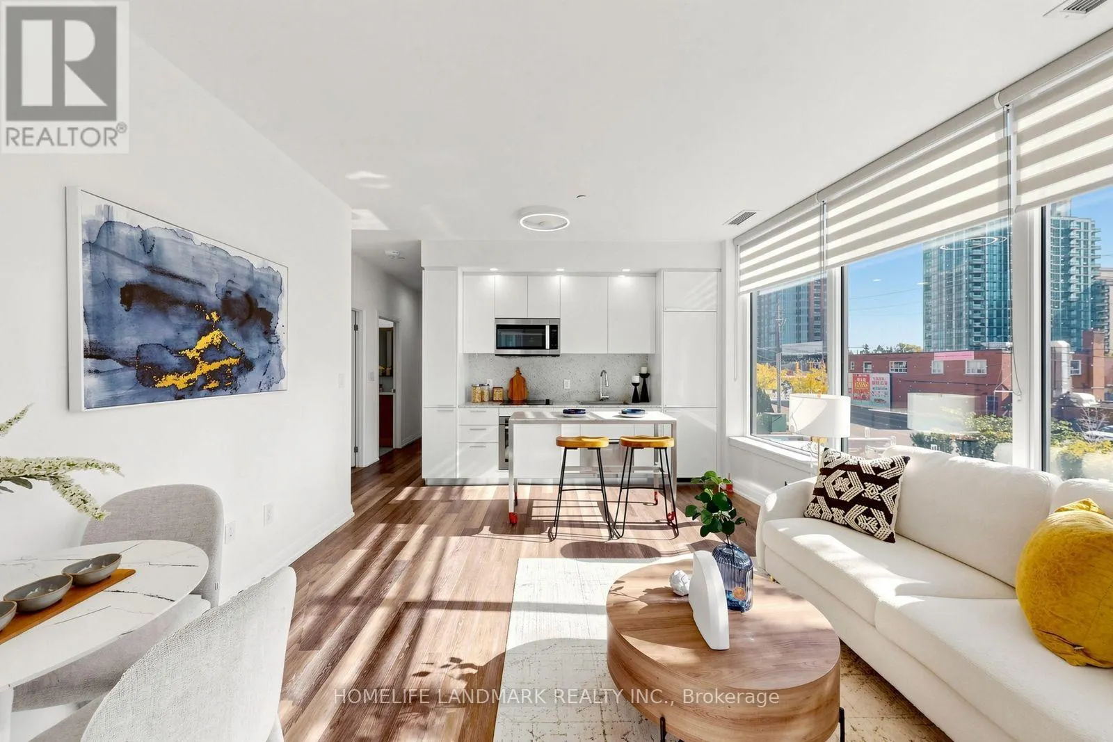 207 - 75 CANTERBURY PLACE