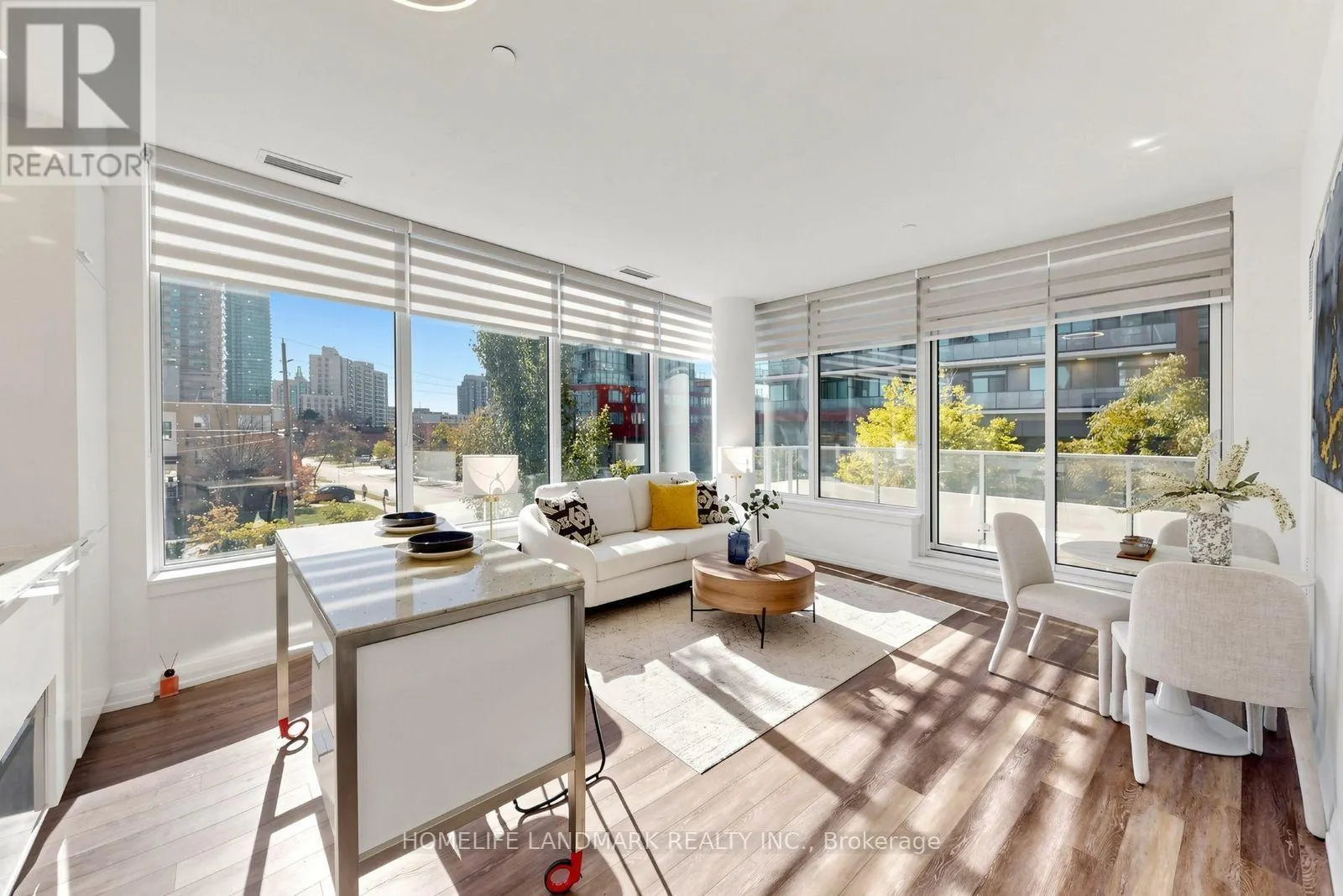 207 - 75 CANTERBURY PLACE