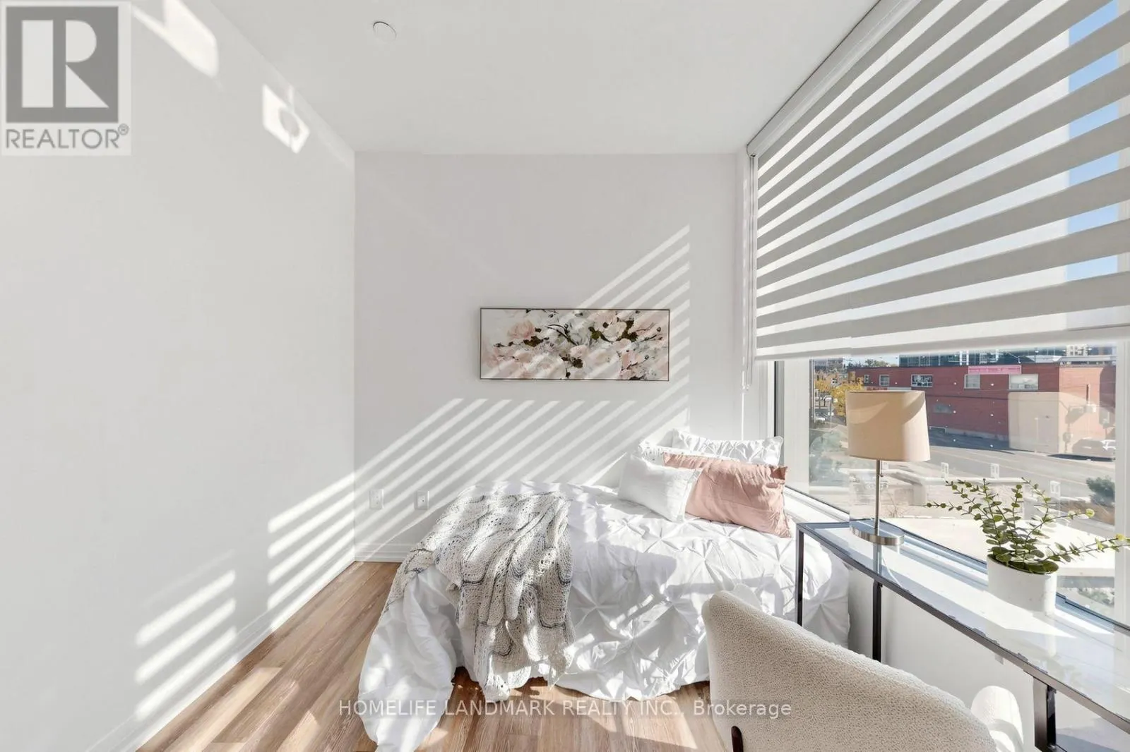 207 - 75 CANTERBURY PLACE