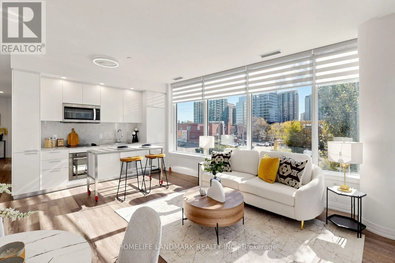 207 - 75 CANTERBURY PLACE