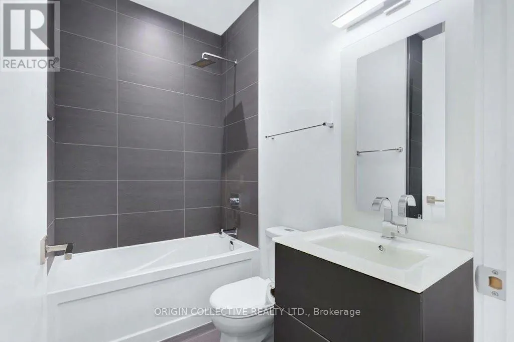 405 - 111 ST CLAIR AVENUE W