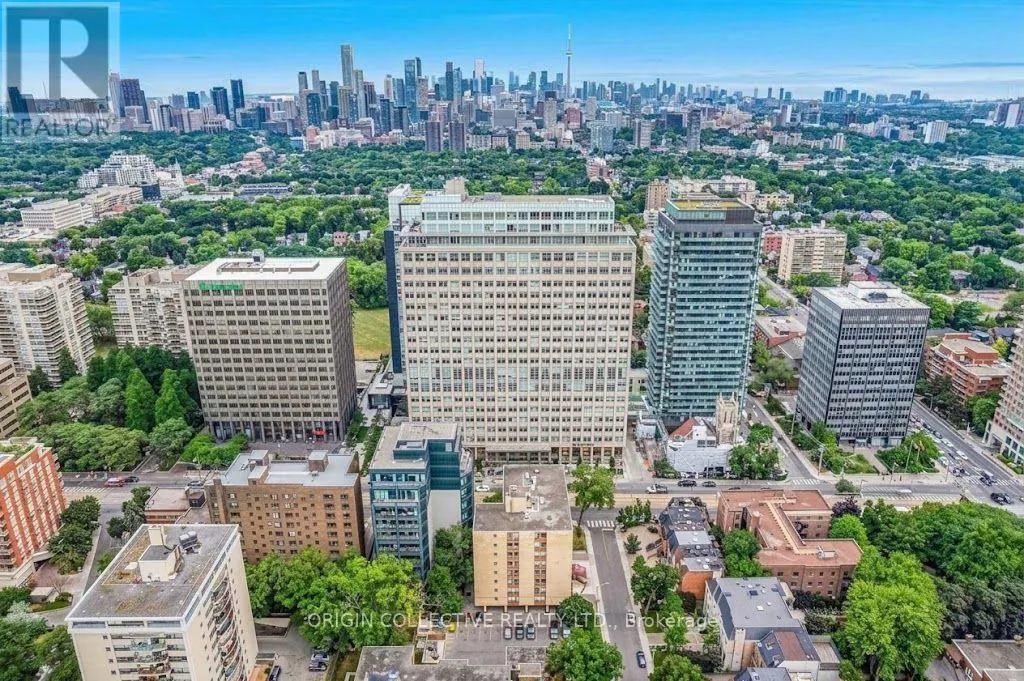 405 - 111 ST CLAIR AVENUE W