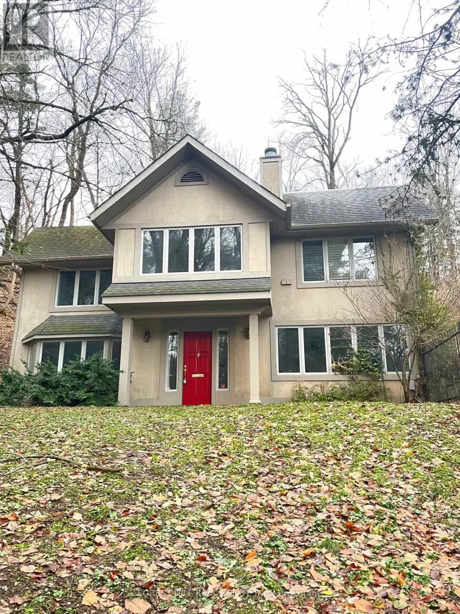 4 DONINO AVENUE