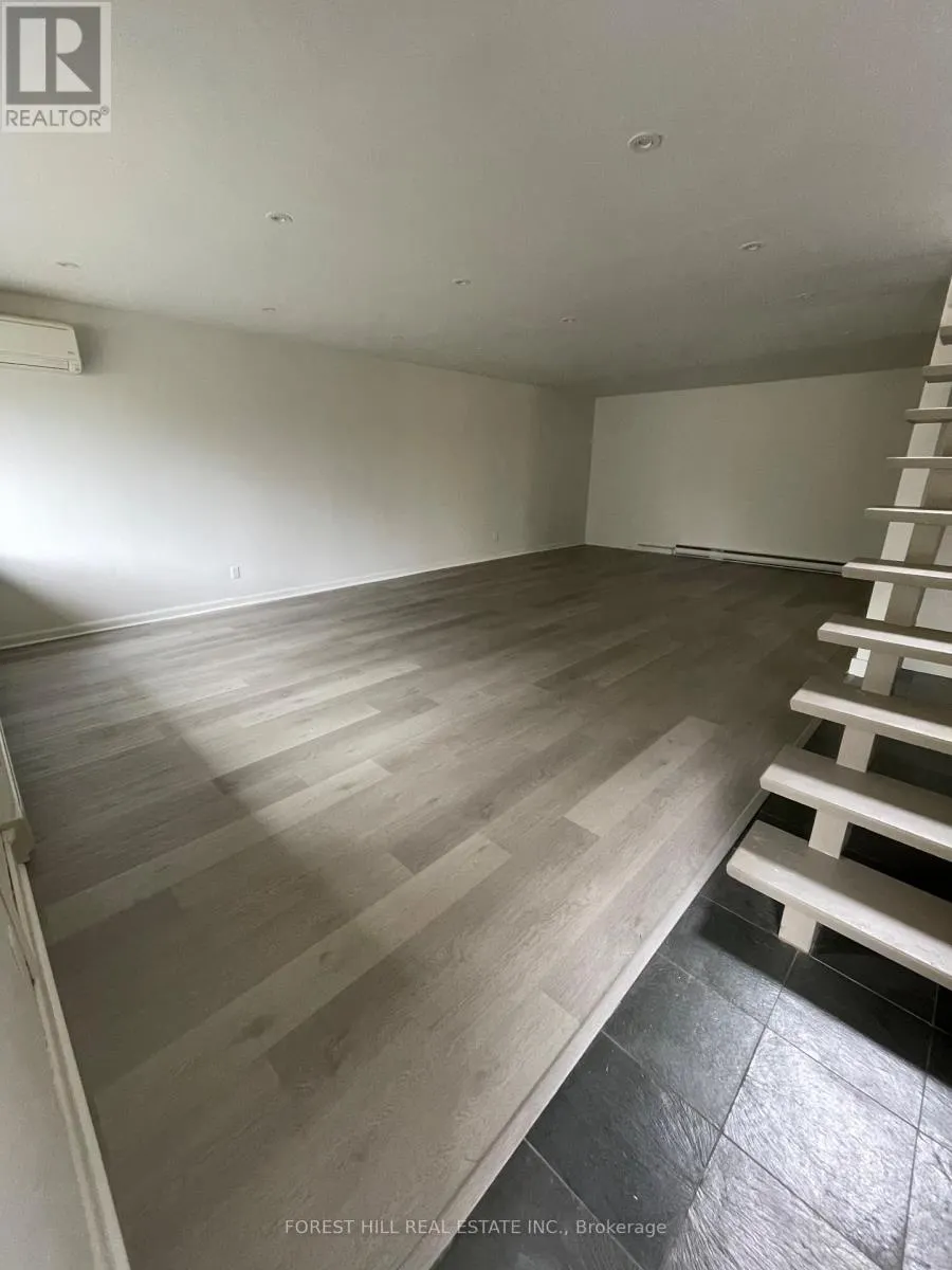 4 DONINO AVENUE