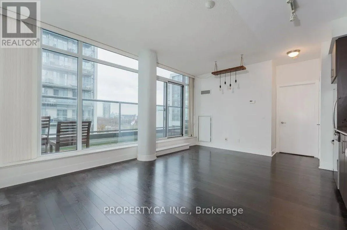 902 - 90 STADIUM ROAD