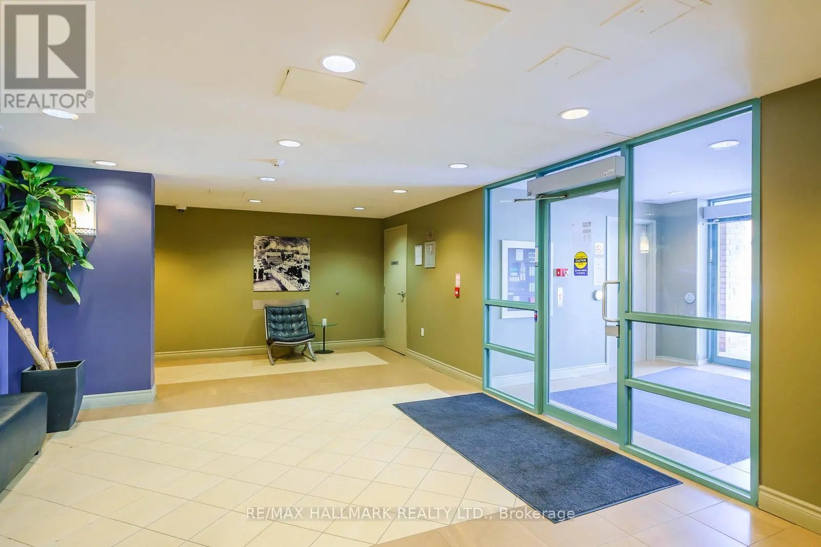 501 - 311 RICHMOND STREET E
