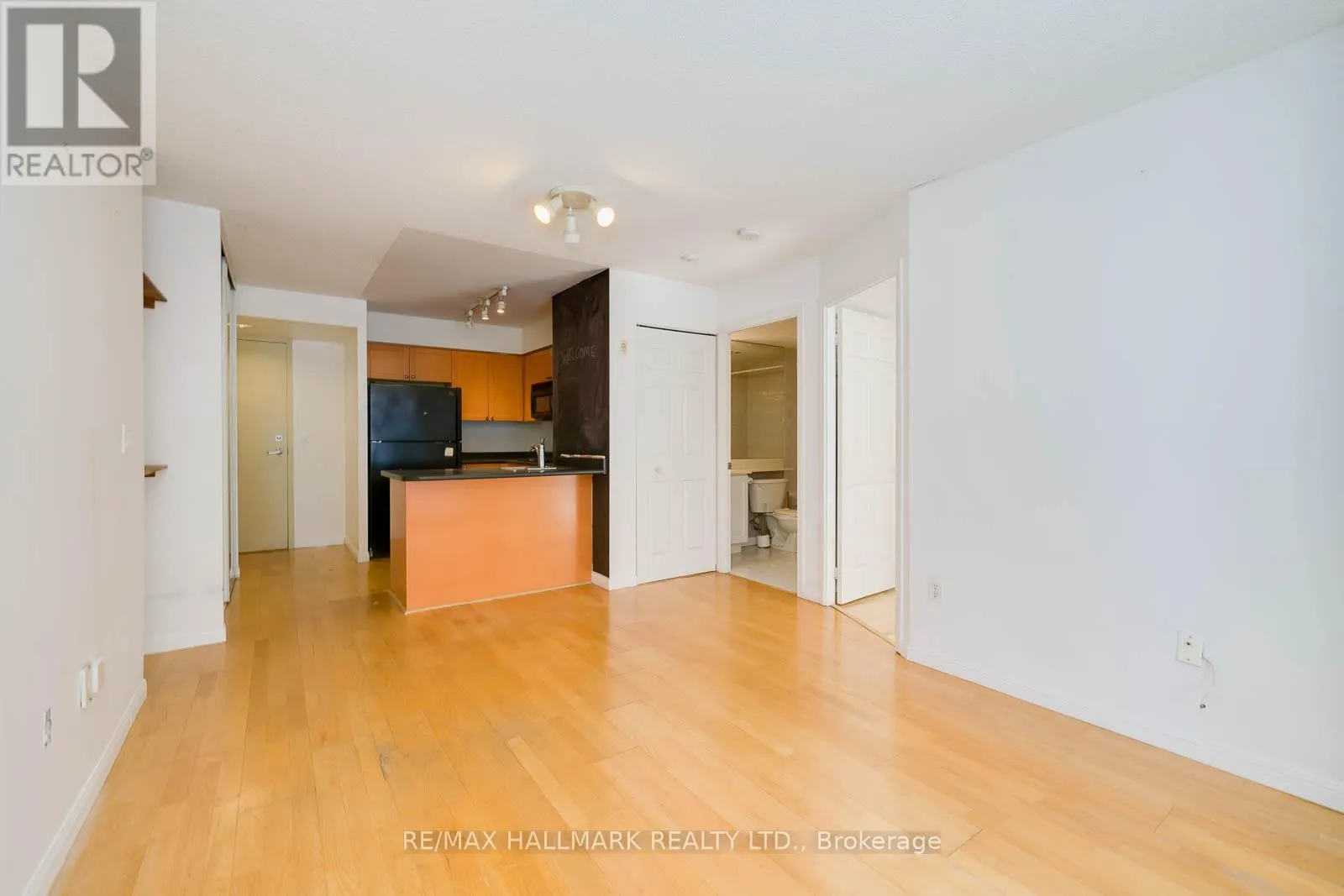 501 - 311 RICHMOND STREET E