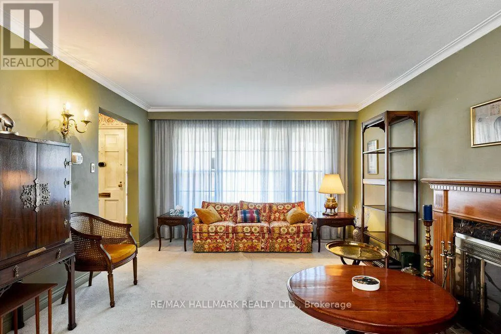 11 FELDBAR COURT