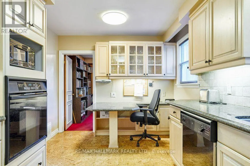 11 FELDBAR COURT