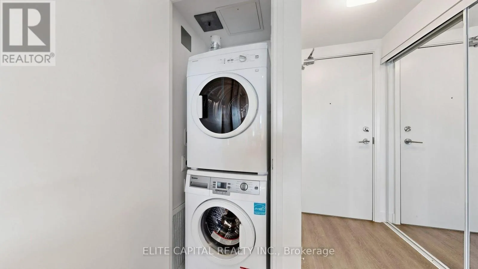 4612 - 181 DUNDAS STREET E