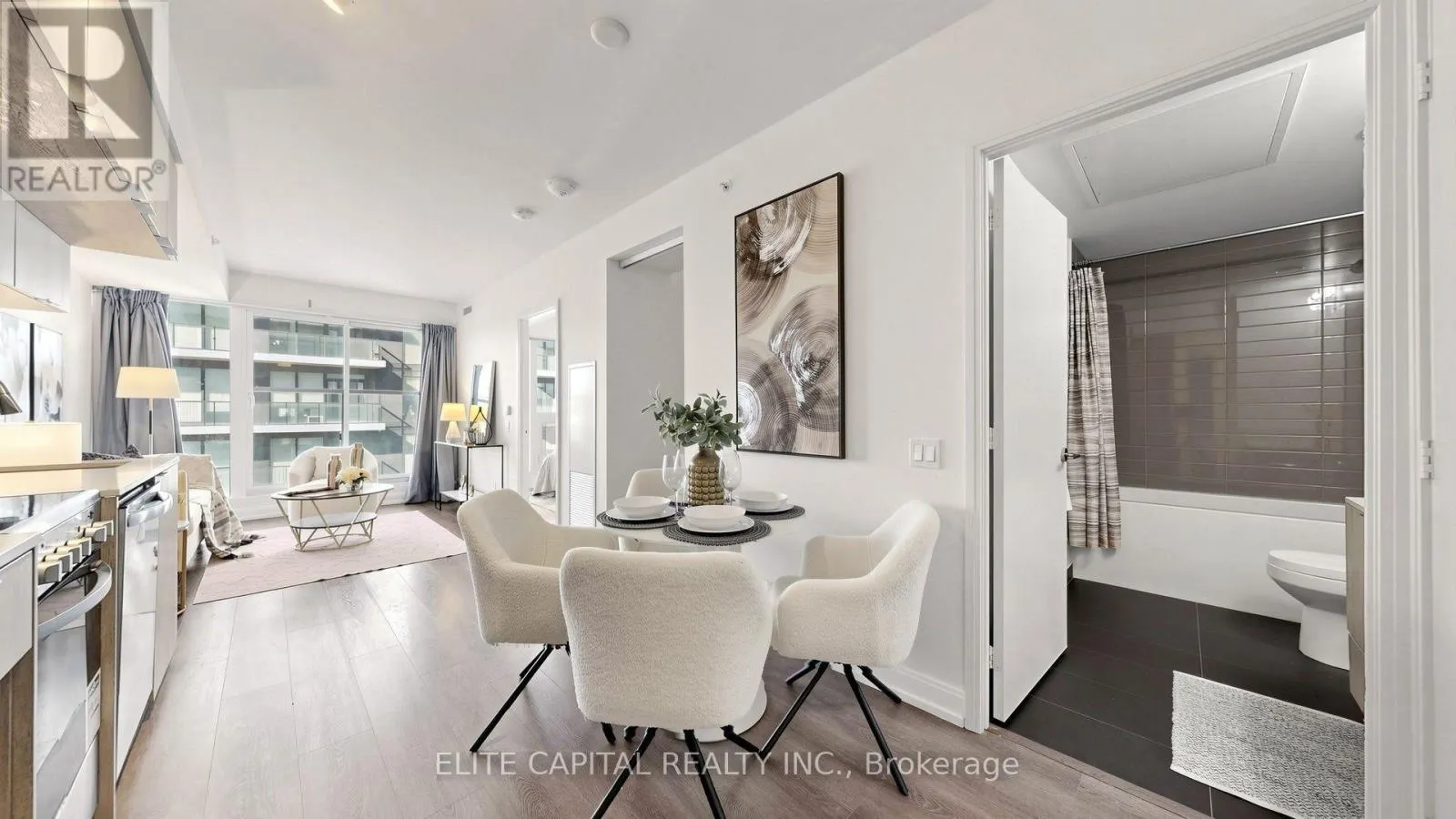 4612 - 181 DUNDAS STREET E